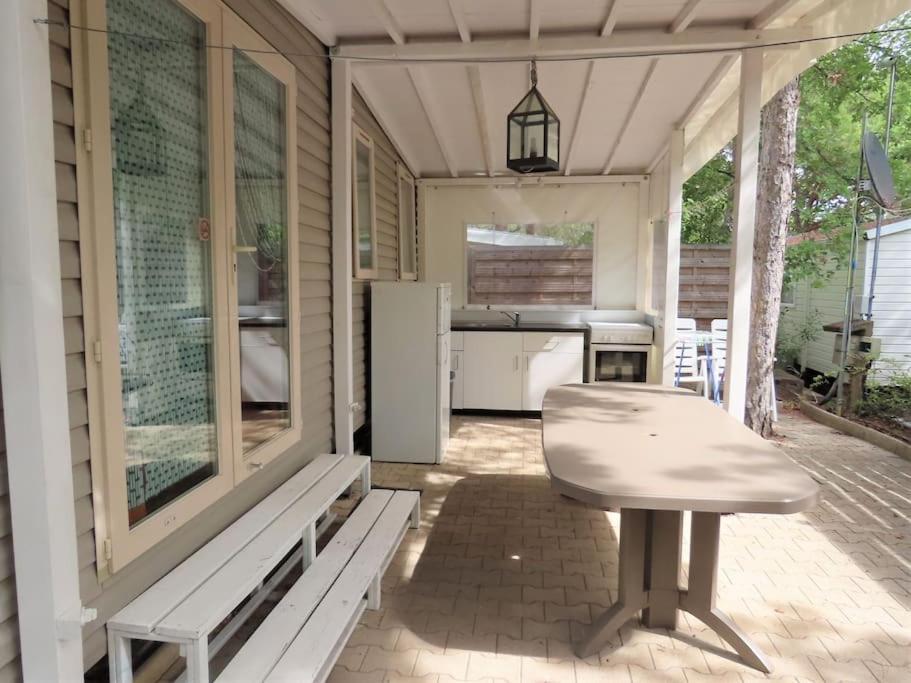 Mobile Home 6-Pers Camping Lei Suves-Cotes D'Azur-Including Airco Roquebrune-sur-Argens Eksteriør billede