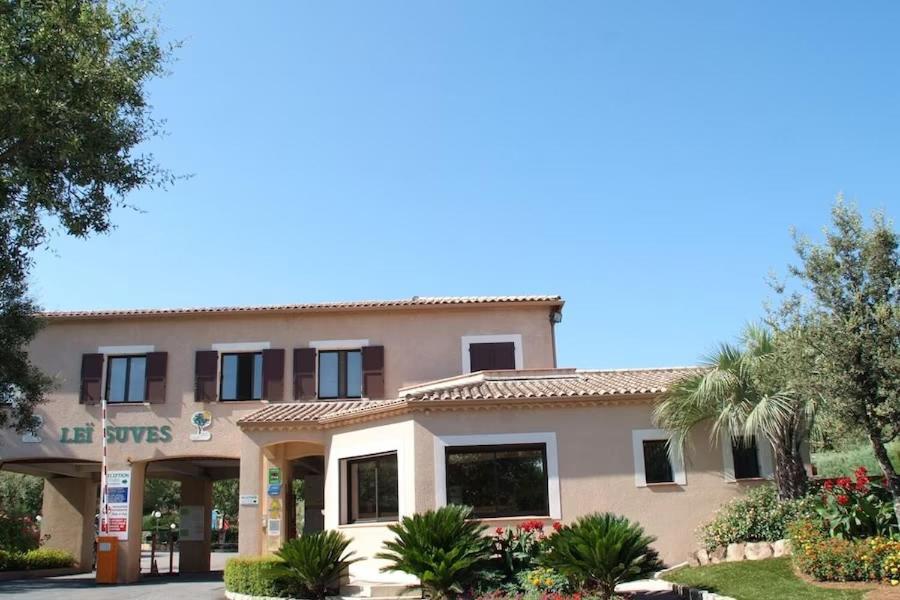 Mobile Home 6-Pers Camping Lei Suves-Cotes D'Azur-Including Airco Roquebrune-sur-Argens Eksteriør billede